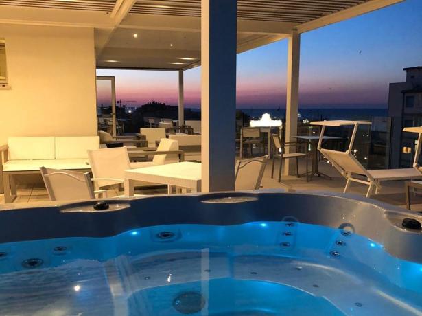 hotelesplanadecesenatico it hotel-a-cesenatico-accetta-il-bonus-vacanze 013