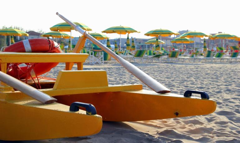 hotelesplanadecesenatico en book-early-at-the-hotel-in-cesenatico-near-the-sea-and-the-centre 003