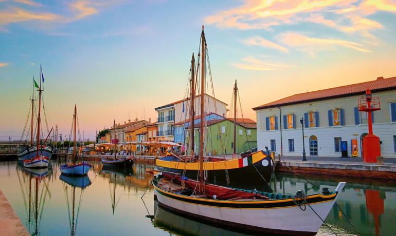 hotelesplanadecesenatico en offer-april-25-and-may-1-long-weekend-in-hotel-by-the-sea-in-cesenatico 004