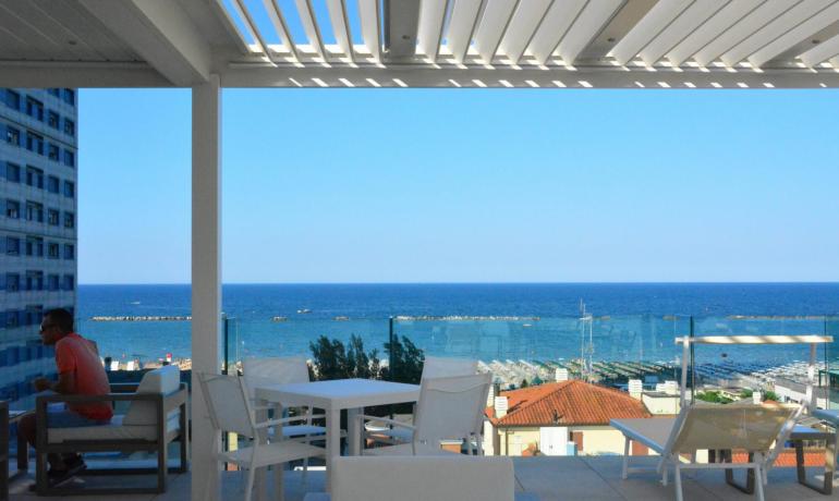 hotelesplanadecesenatico en last-minute-june-in-3-star-seaside-hotel-in-cesenatico 004